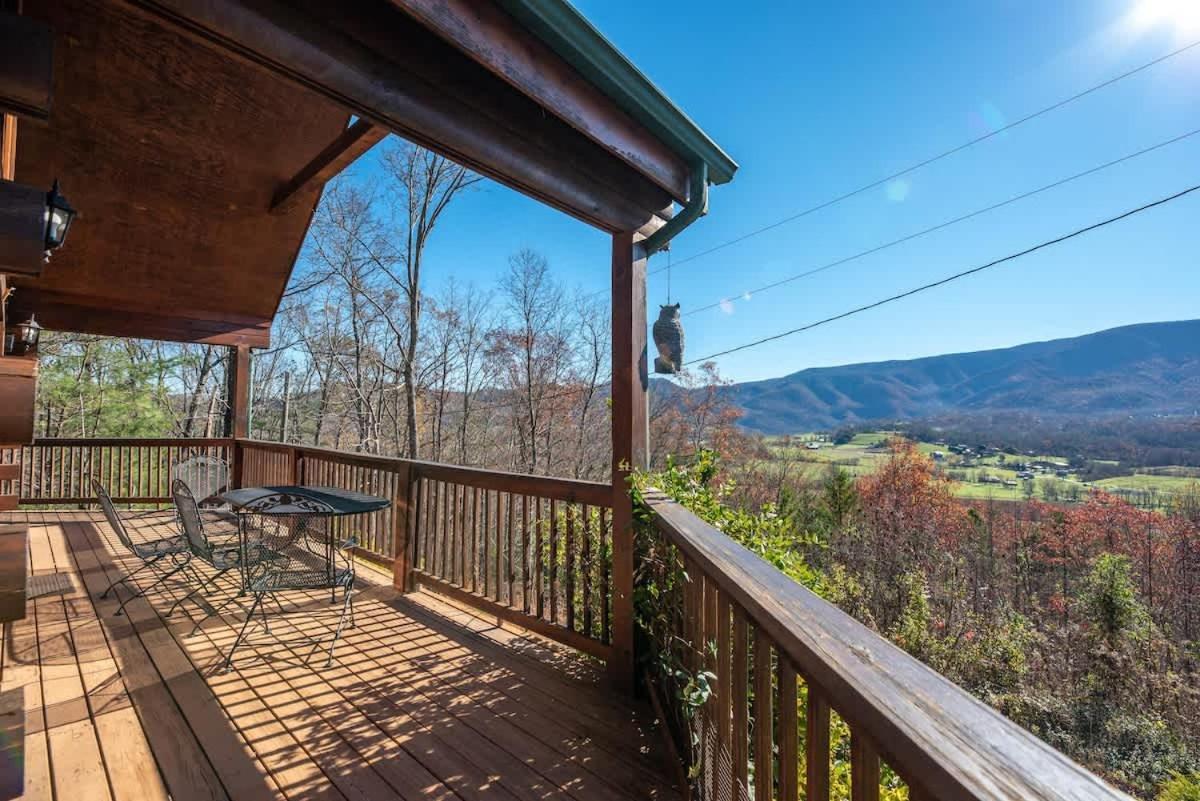 סביירוויל Gorgeous View. Hot Tub. Privacy. Fireplace. Pool & Fishing Access! מראה חיצוני תמונה